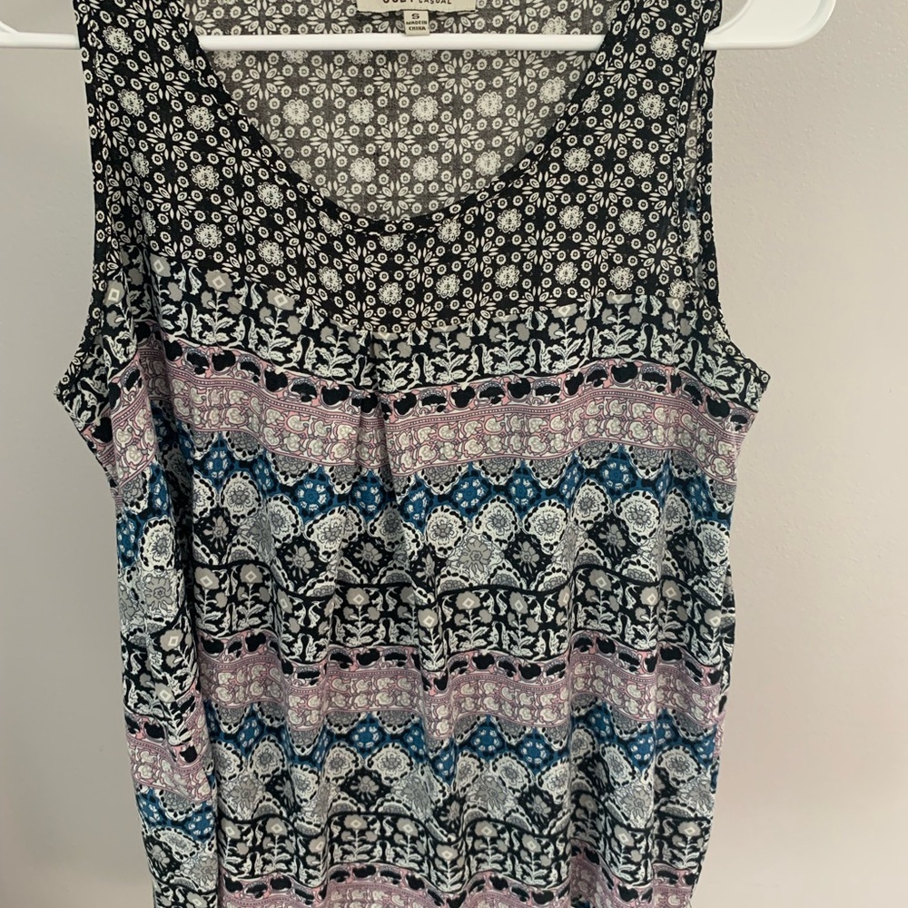 Cozy Casual Print Tank - Picture 5 of 16